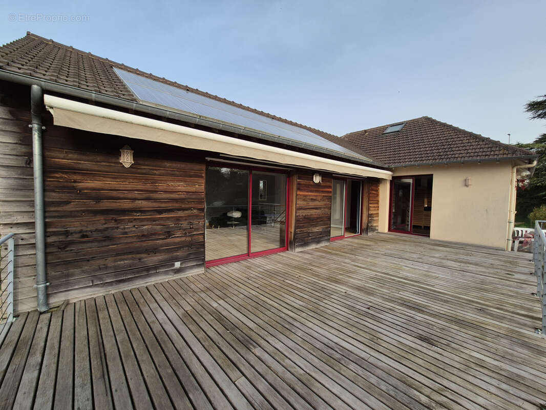 Maison à BREUIL-BOIS-ROBERT