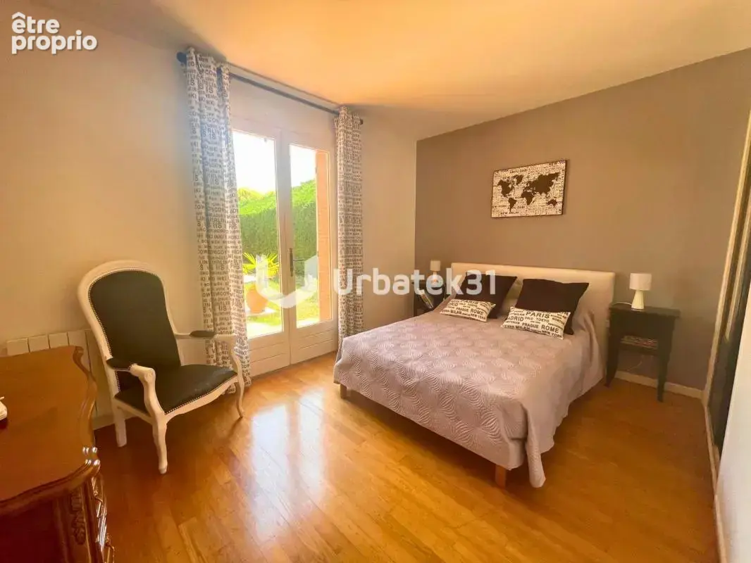 Maison - 8 pièces - 175 m² - photo 16