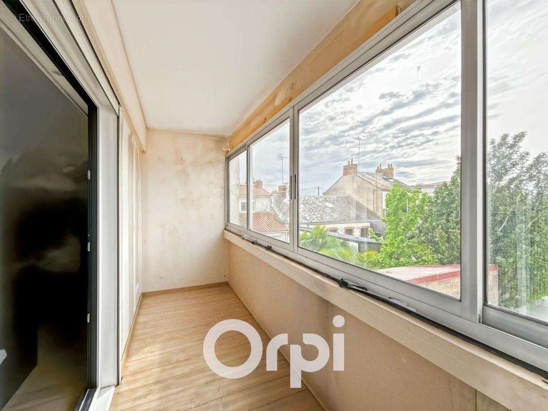 Appartement À Vendre - photo 8