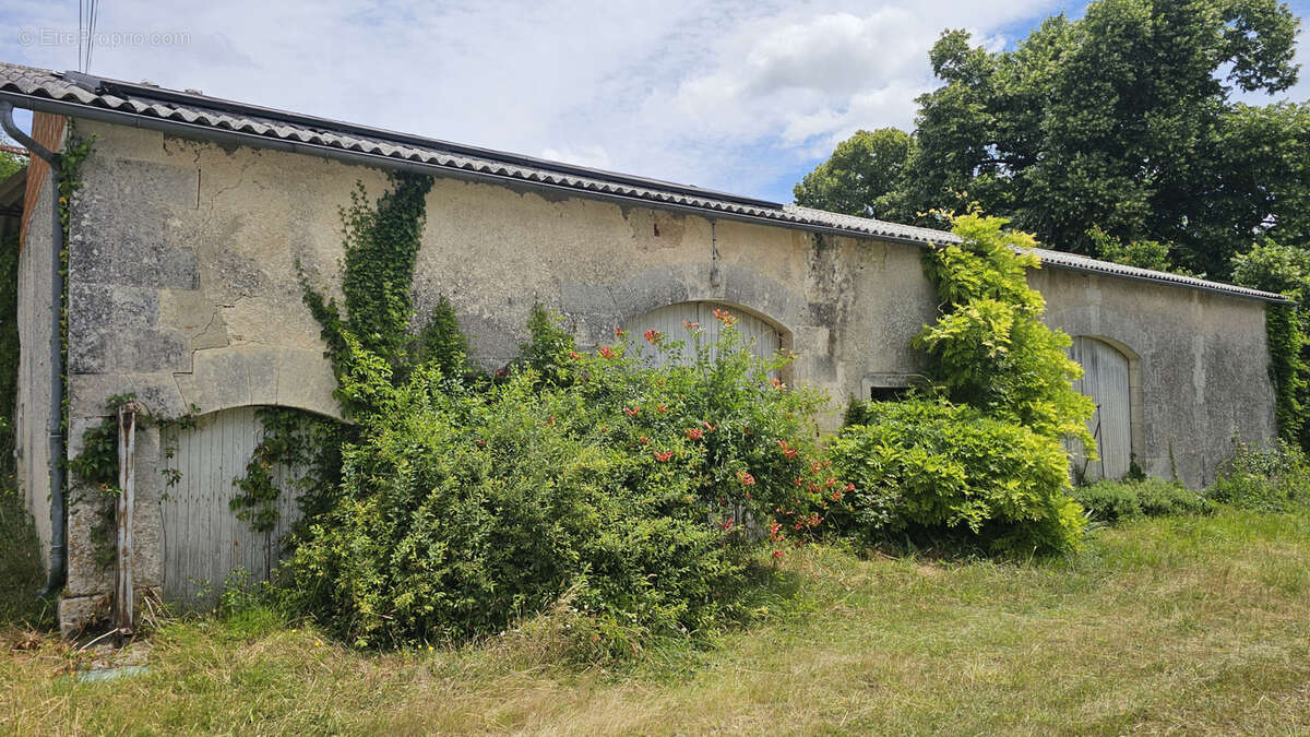 Maison à GRAND-BRASSAC