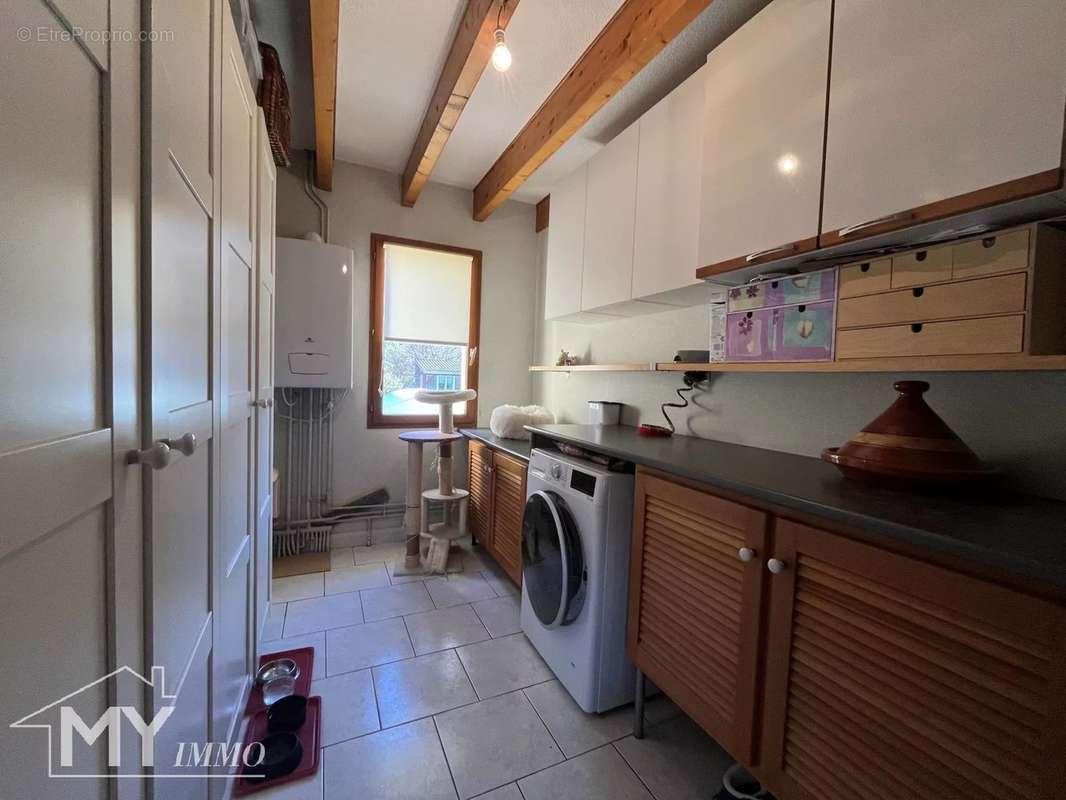 Maison à LAMOTHE-MONTRAVEL