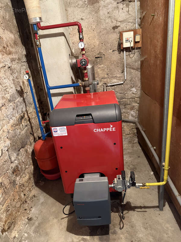 Maison à CONFLANS-SUR-LANTERNE