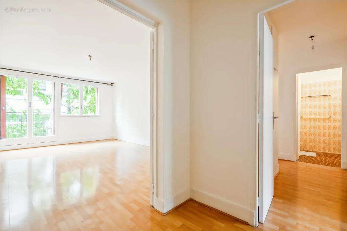 Appartement à PARIS-11E