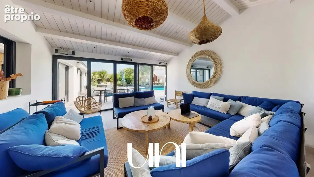 Maison 6 pièces de 277 m2 avec piscine et dépendance - Le-Bois-Plage-en-Ré - photo 21