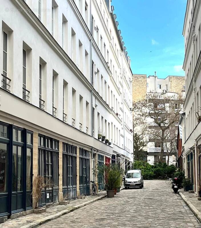 Appartement à PARIS-11E