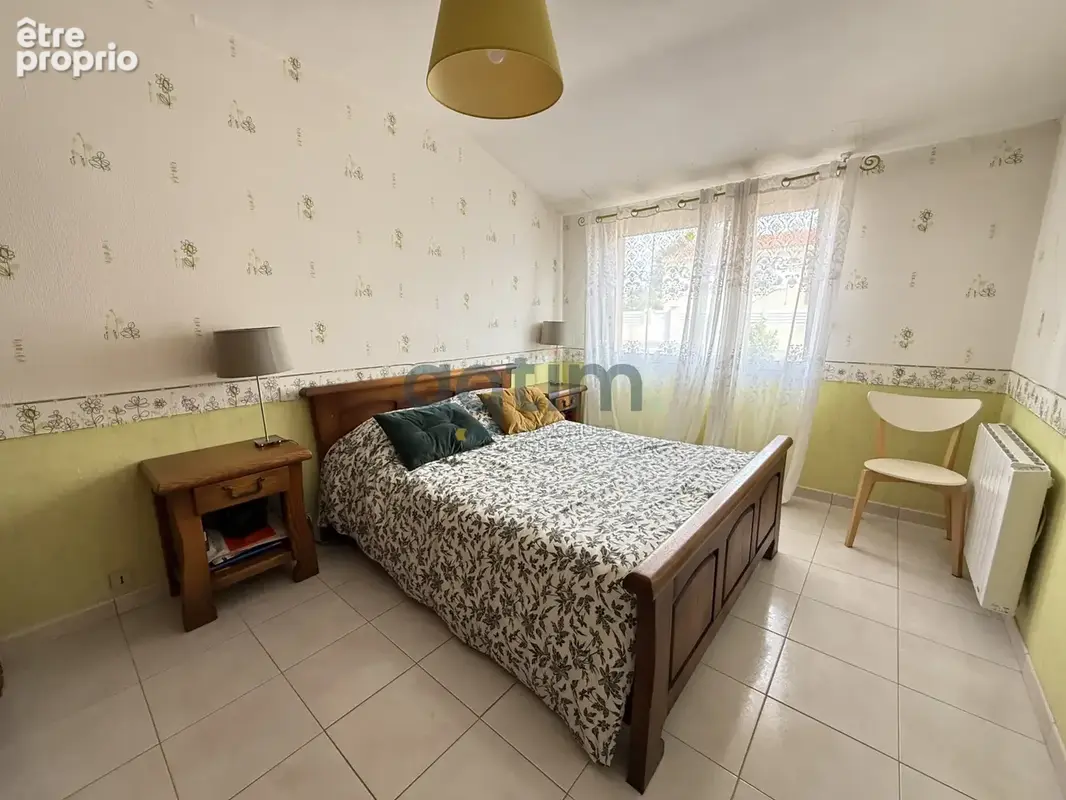 MONTAIGU-VENDEE, plain pied 133m2 hab, 3 ch, bureau, garage, dépendance, 803m2 terrain - photo 9