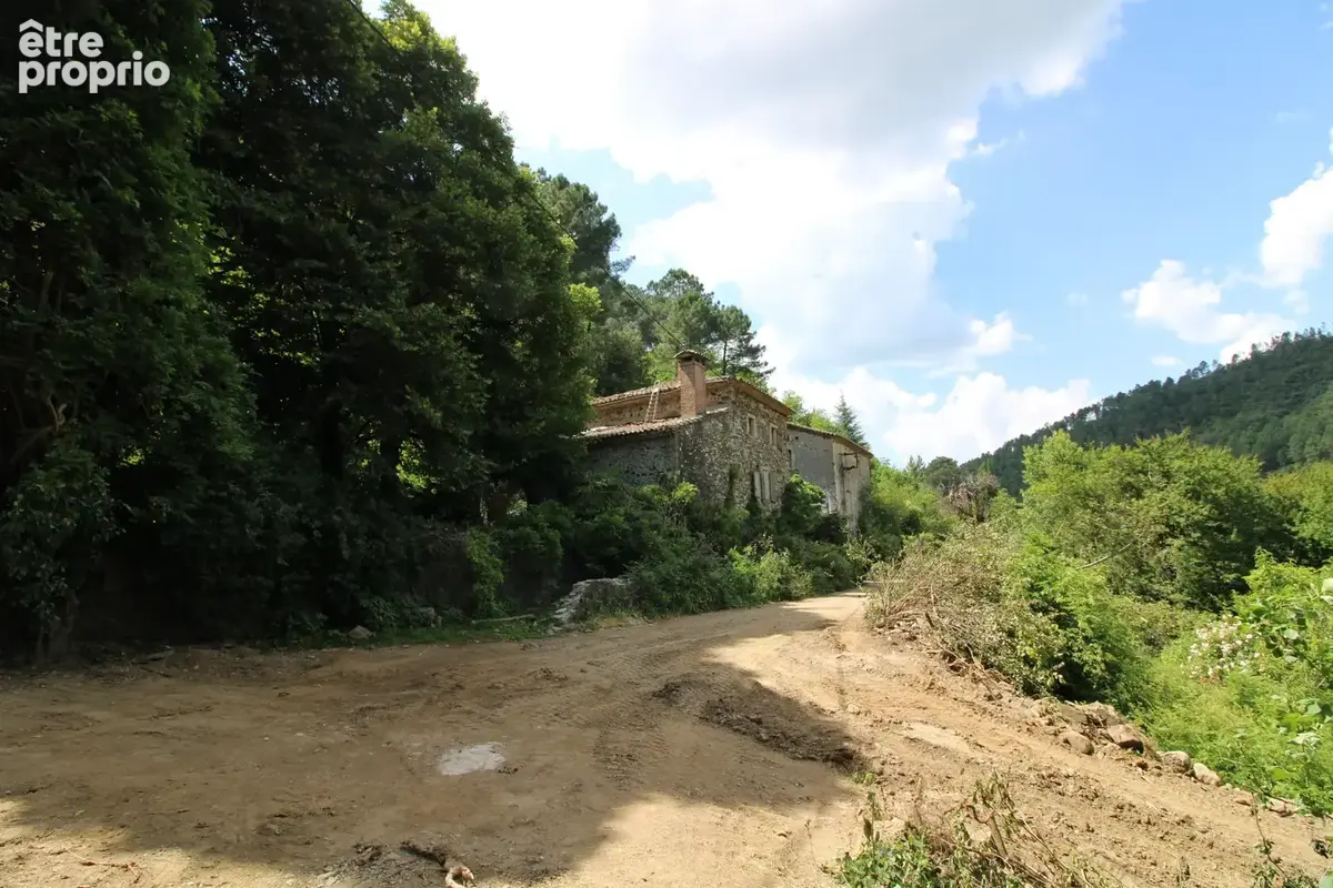 MAS 600 M2 A RENOVER jusqu'à 21 hectares. - photo 13
