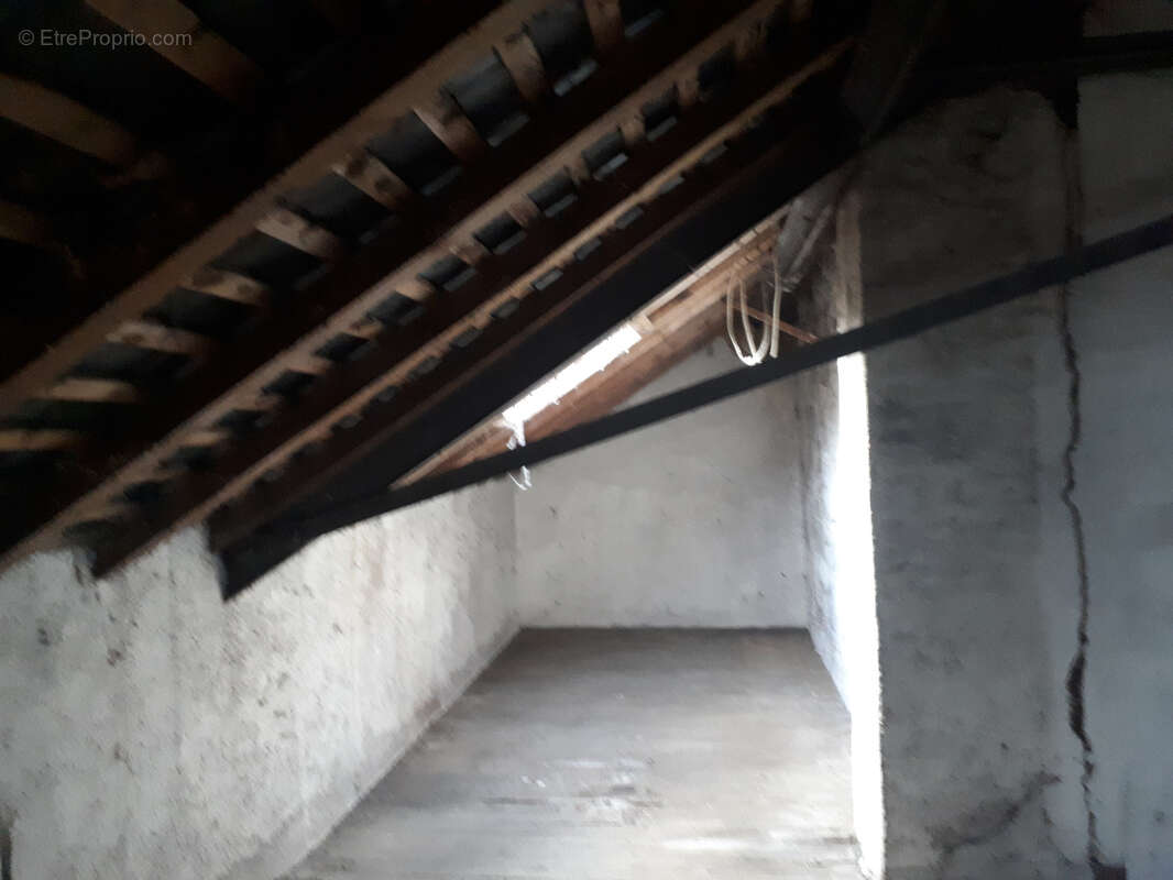 Maison à AVAILLES-LIMOUZINE