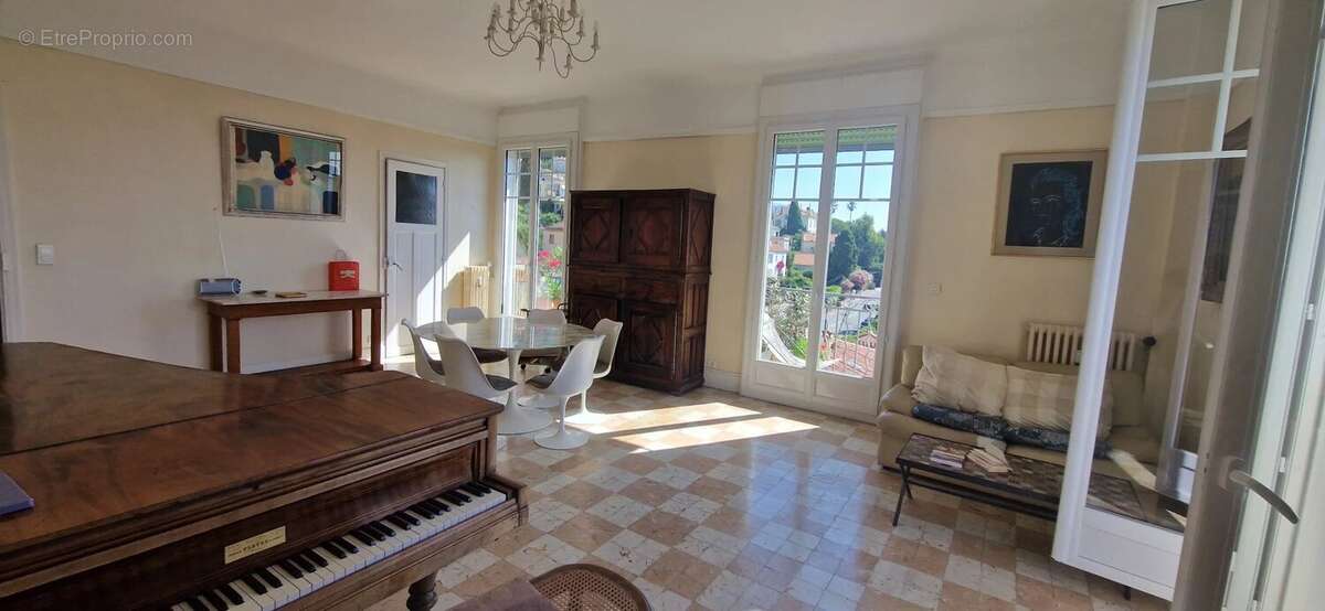 Appartement à GRASSE