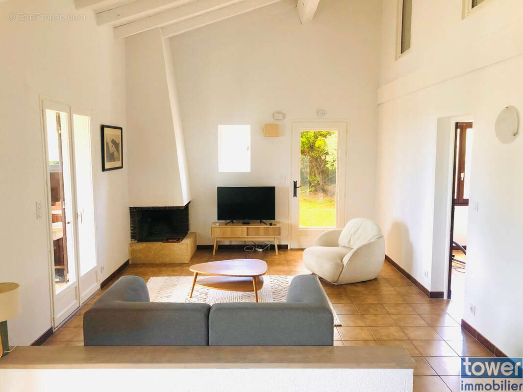 Villa 3 suites parentales avec piscine et vue mer et étang à Fitou - photo 2