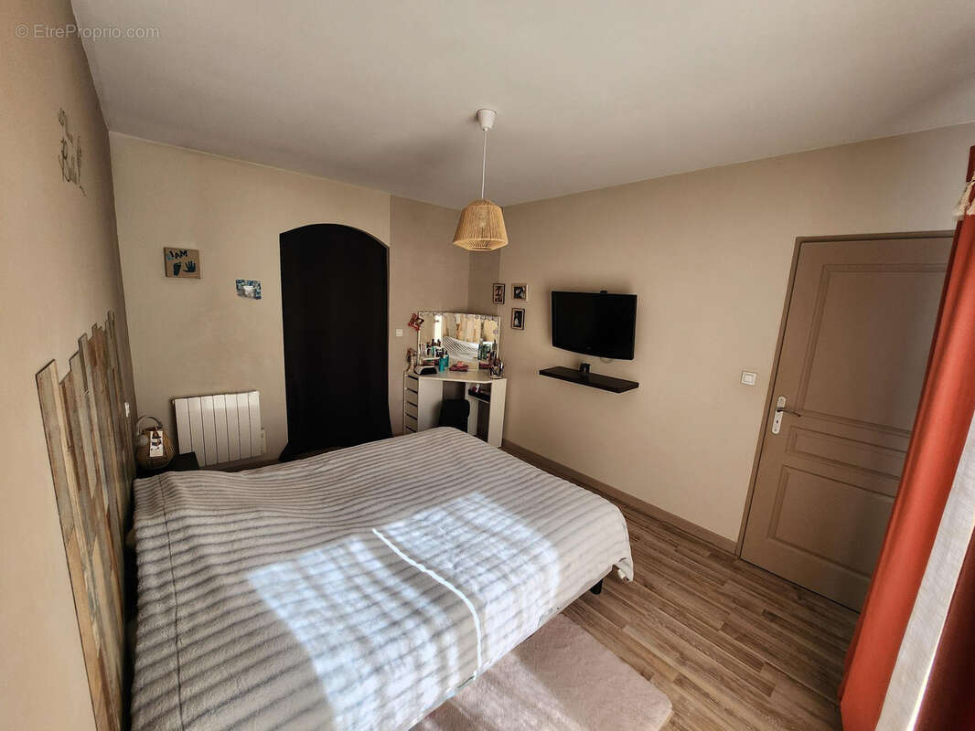 Maison à GRANZAY-GRIPT