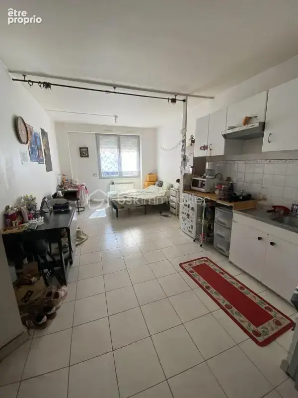Investisseur t1 loue charpennes dans une rue calme - photo 2