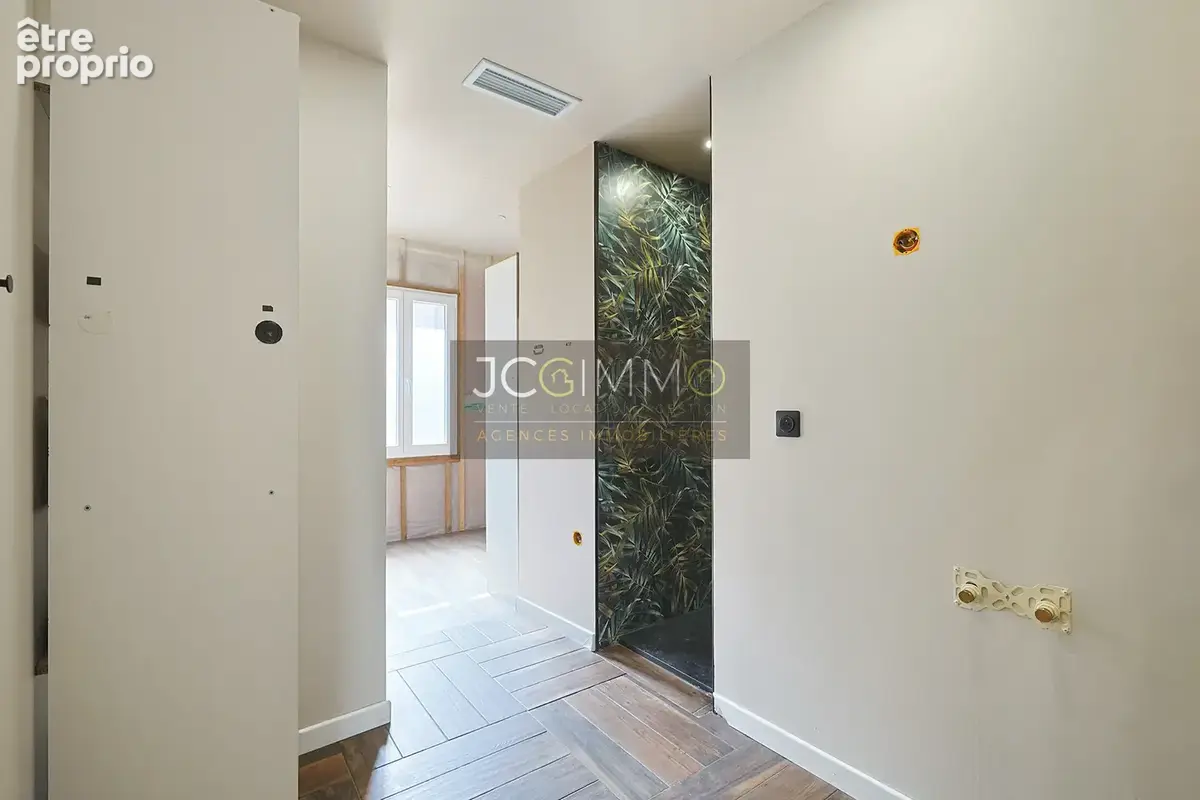 Maison T7 rénovée + Remise + Cour extérieur - photo 12