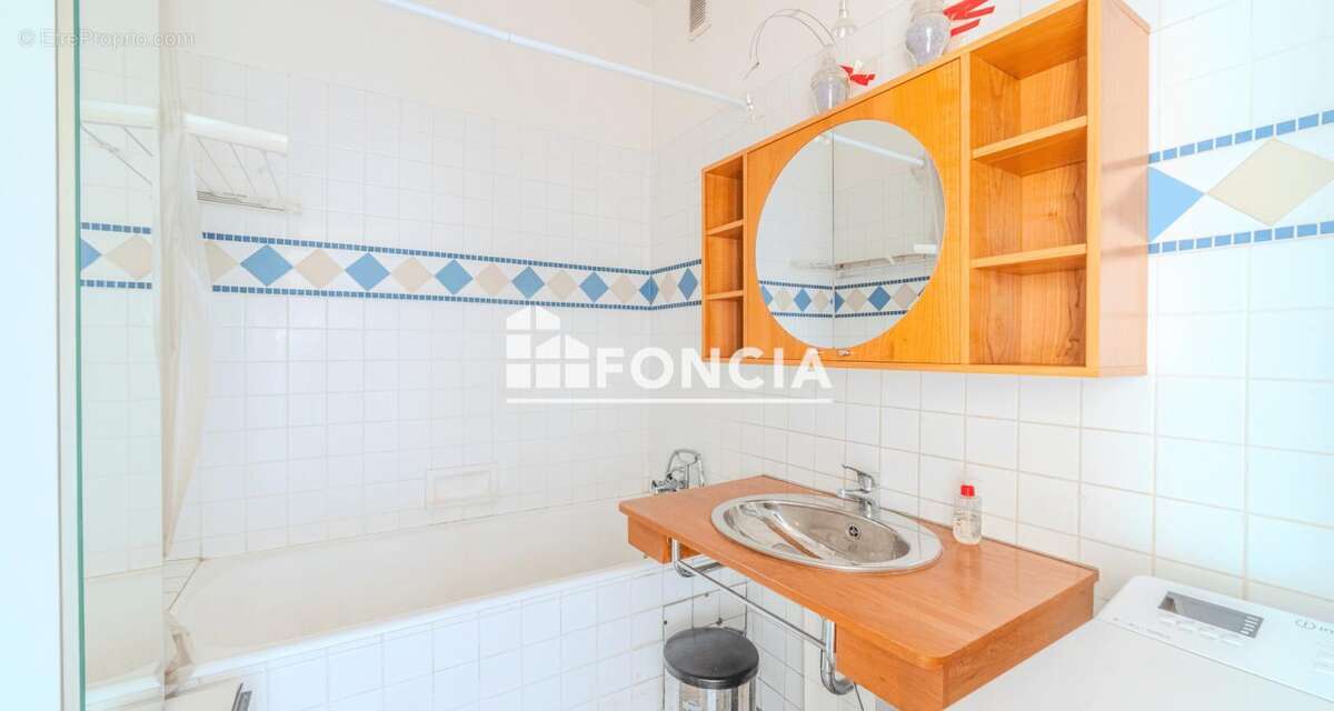 Appartement à SAINTE-FOY-LES-LYON