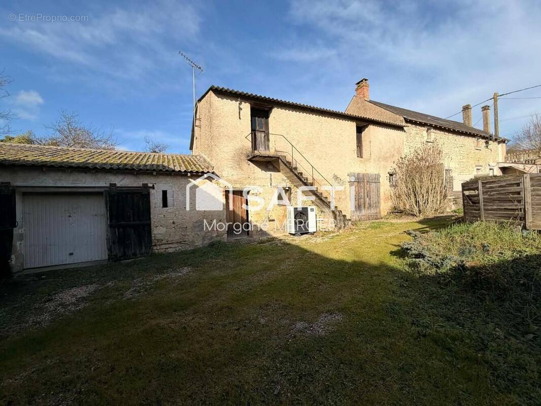 Photo 1 - Maison à SAINTE-VERGE