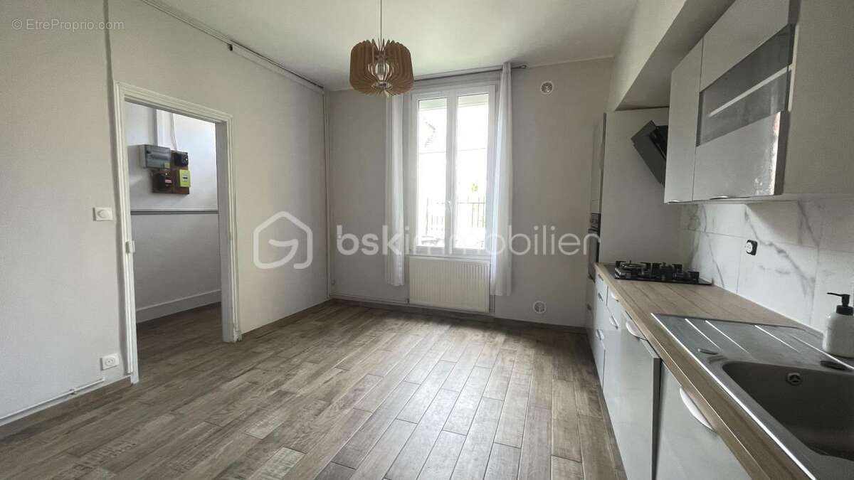 Maison à BEAUVAIS