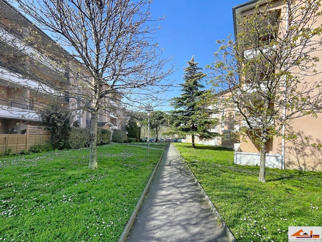 Appartement à RAMONVILLE-SAINT-AGNE
