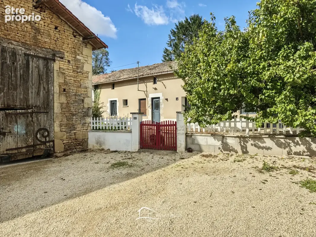 Maison à LEZAY