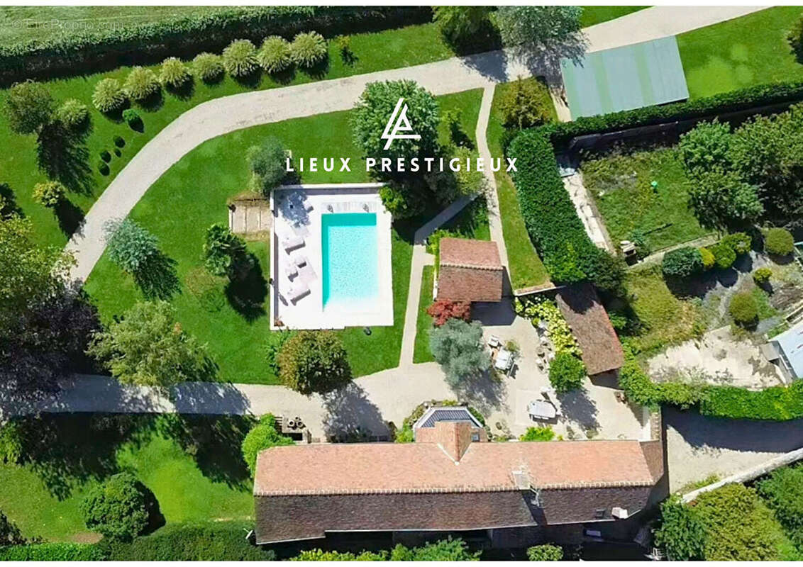 Maison à FONTAINEBLEAU