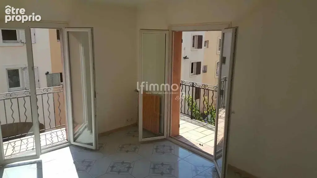 Ensemble immobilier avec parking - photo 7
