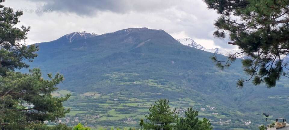 Terrain à EMBRUN