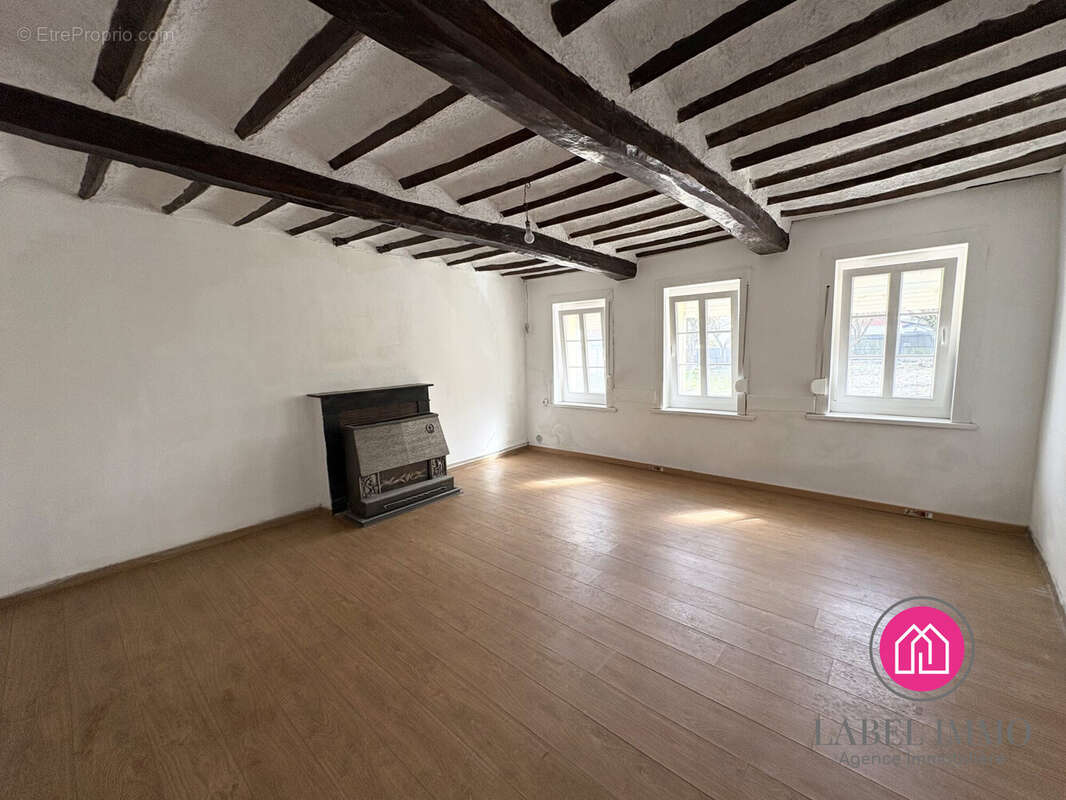 Maison à SAINT-VAAST-EN-CAMBRESIS