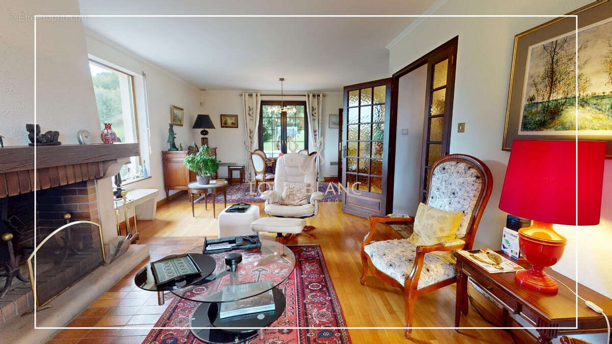 Maison à ECHENANS-SOUS-MONT-VAUDOIS