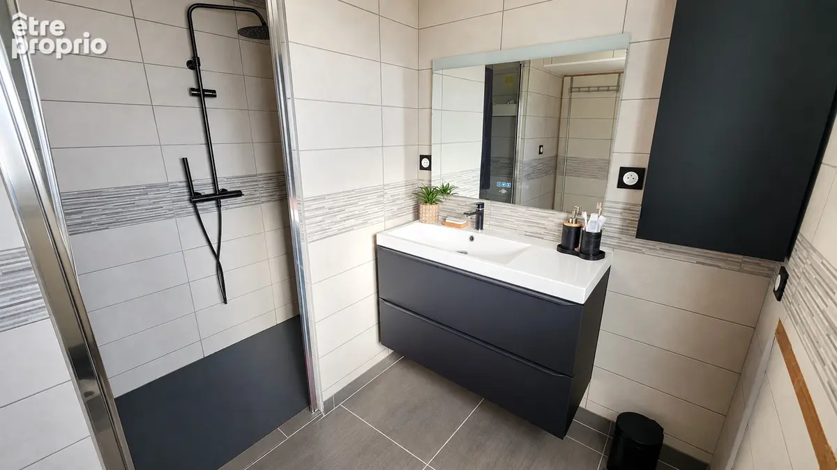 Maison de bourg renovee en rdc, combles amenageables - photo 14