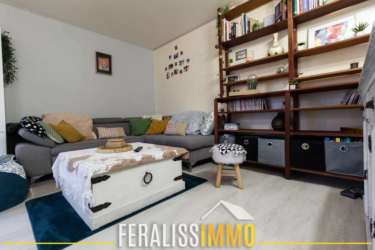 Appartement à JOUY-LE-MOUTIER