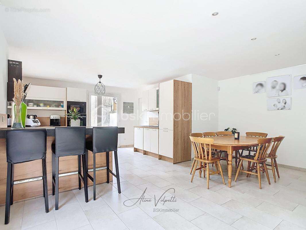 Maison à SAINT-GERMAIN-SUR-MORIN