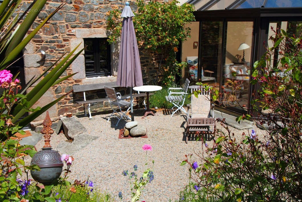 A vendre. Plestin - Maison de Charme en pierre - photo 16
