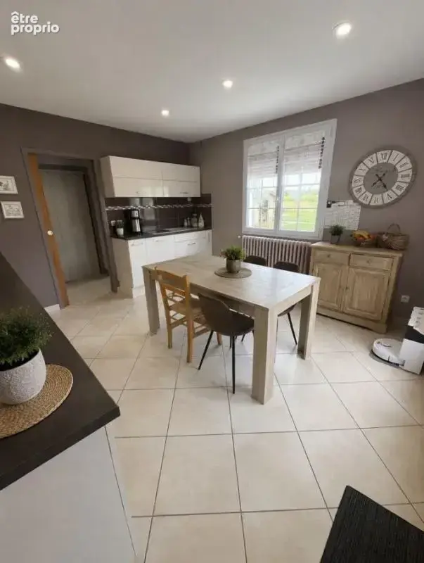 Maison 10 pièces 248 m² à vendre à Coulon (79510) - photo 4