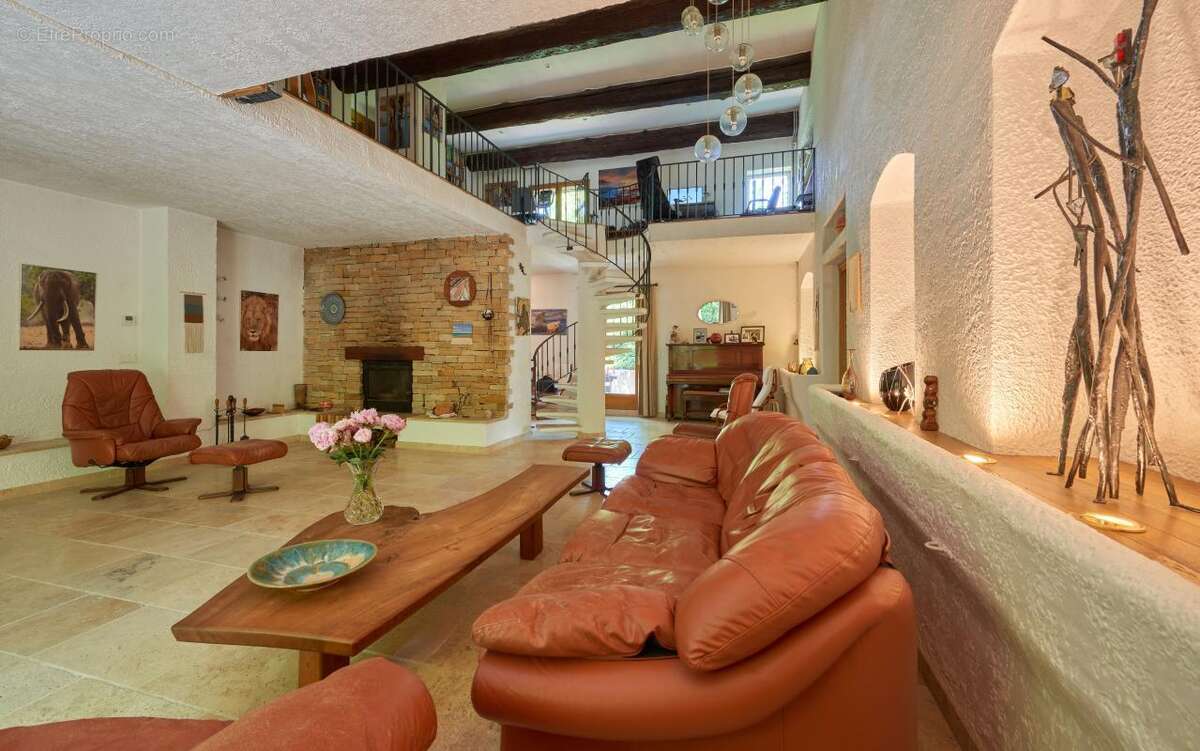 Maison à MANOSQUE