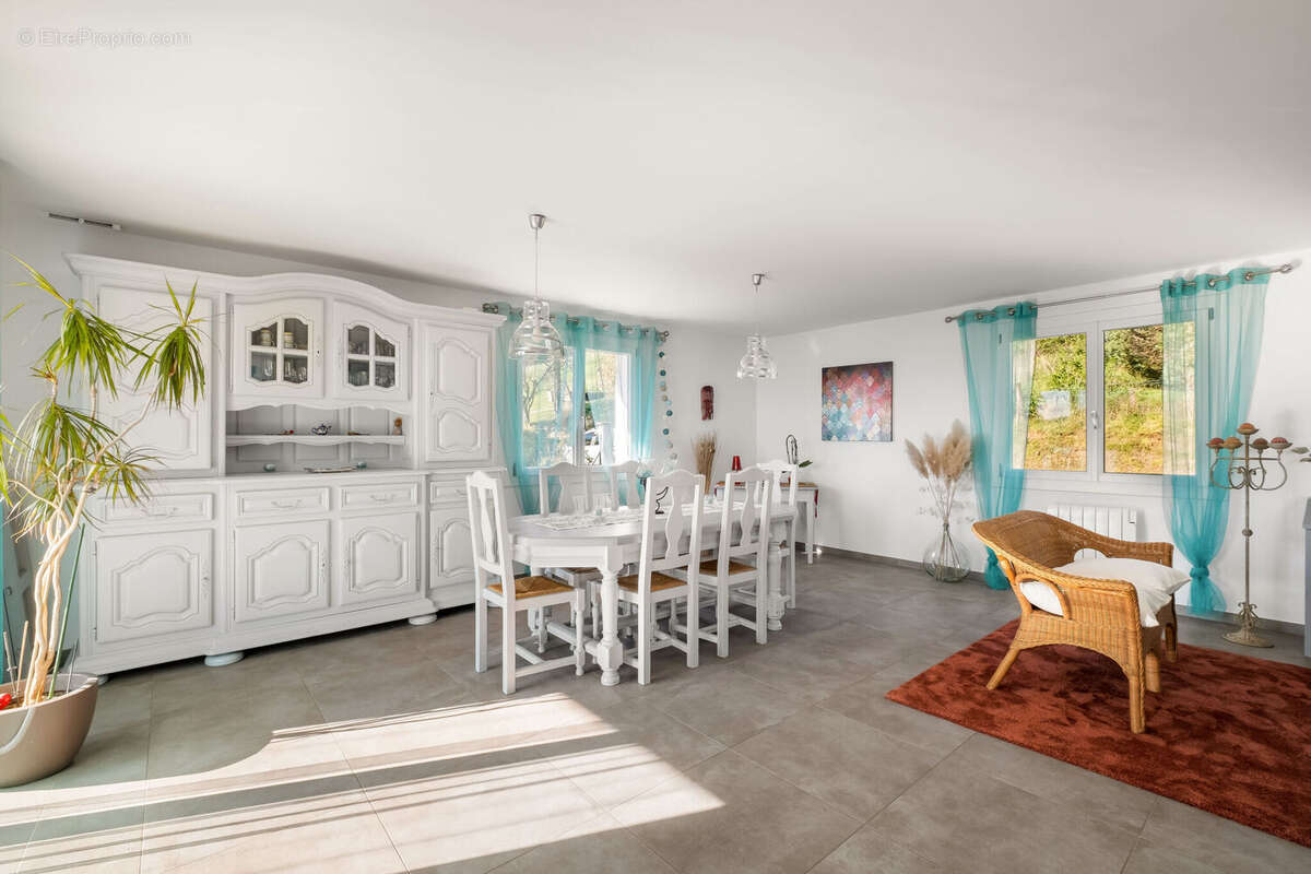 Photo 7 - Maison à LUZINAY