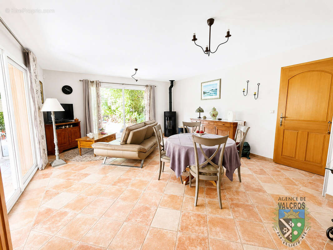 Maison à LA LONDE-LES-MAURES