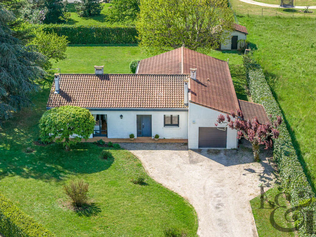 Maison à BIAS
