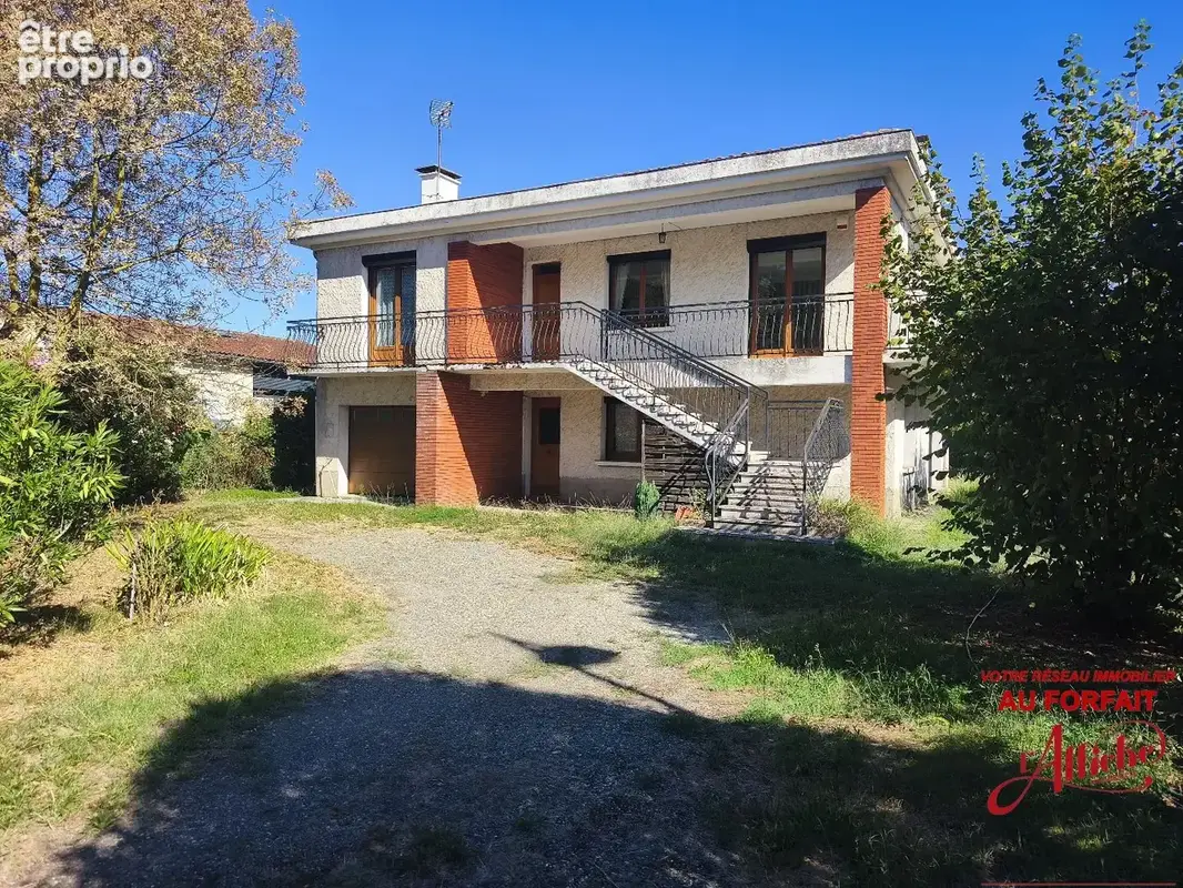 Photo Maison à Lagardelle-Sur-Leze au prix de 246 500€