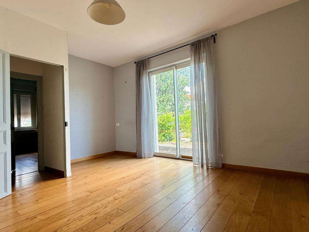 Maison de 7 pièces de 173 m² à Chamalières - photo 8