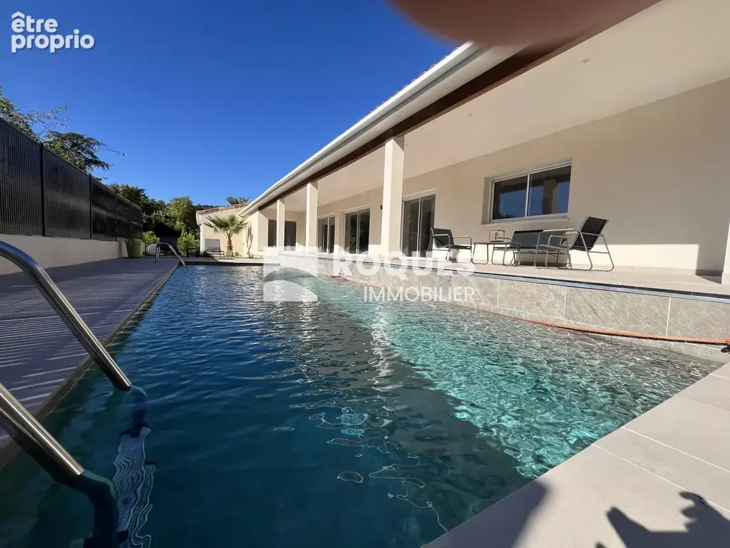 A vendre, villa contemporaine de 220m2 sur un terrain de 1306m2, Bédarieux - photo 11