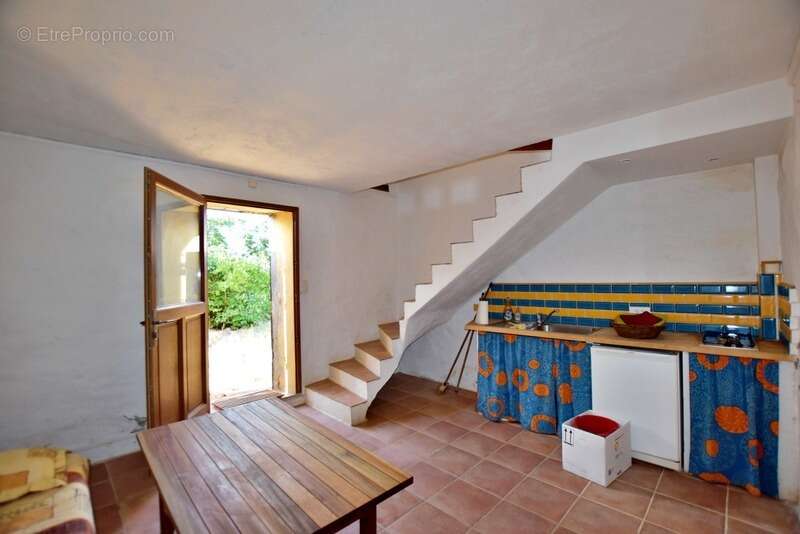 Maison à PUGET-VILLE