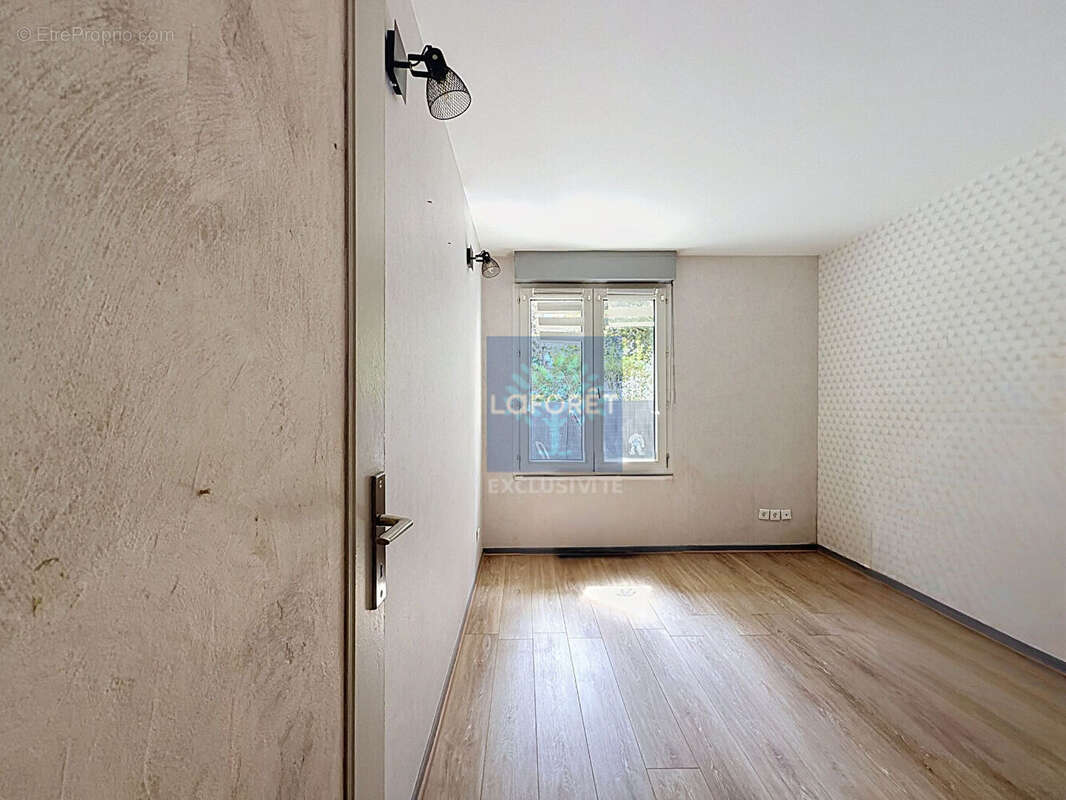 Cergy  (95) - appartement rdj avec un box au sous-sol - photo 10