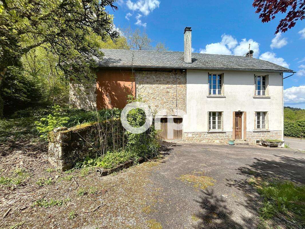 Maison à MONTAIGNAC-SAINT-HIPPOLYTE