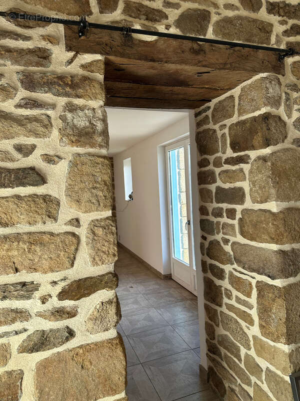 Maison à SAINT-POTAN