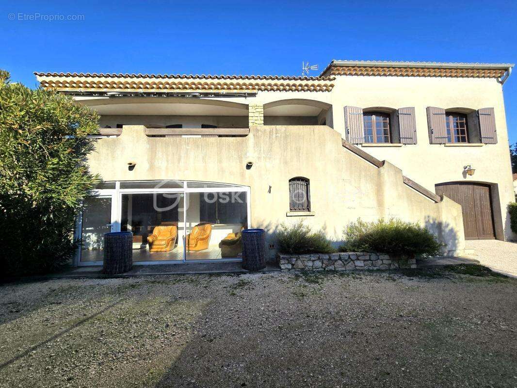 Maison à PONT-SAINT-ESPRIT