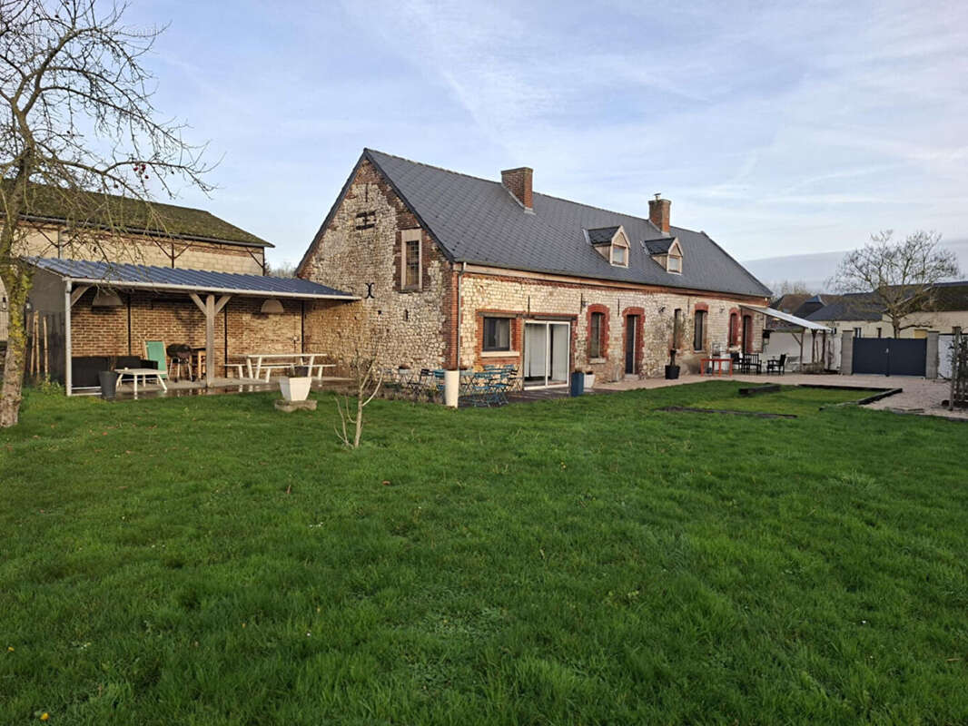 Maison à CILLY