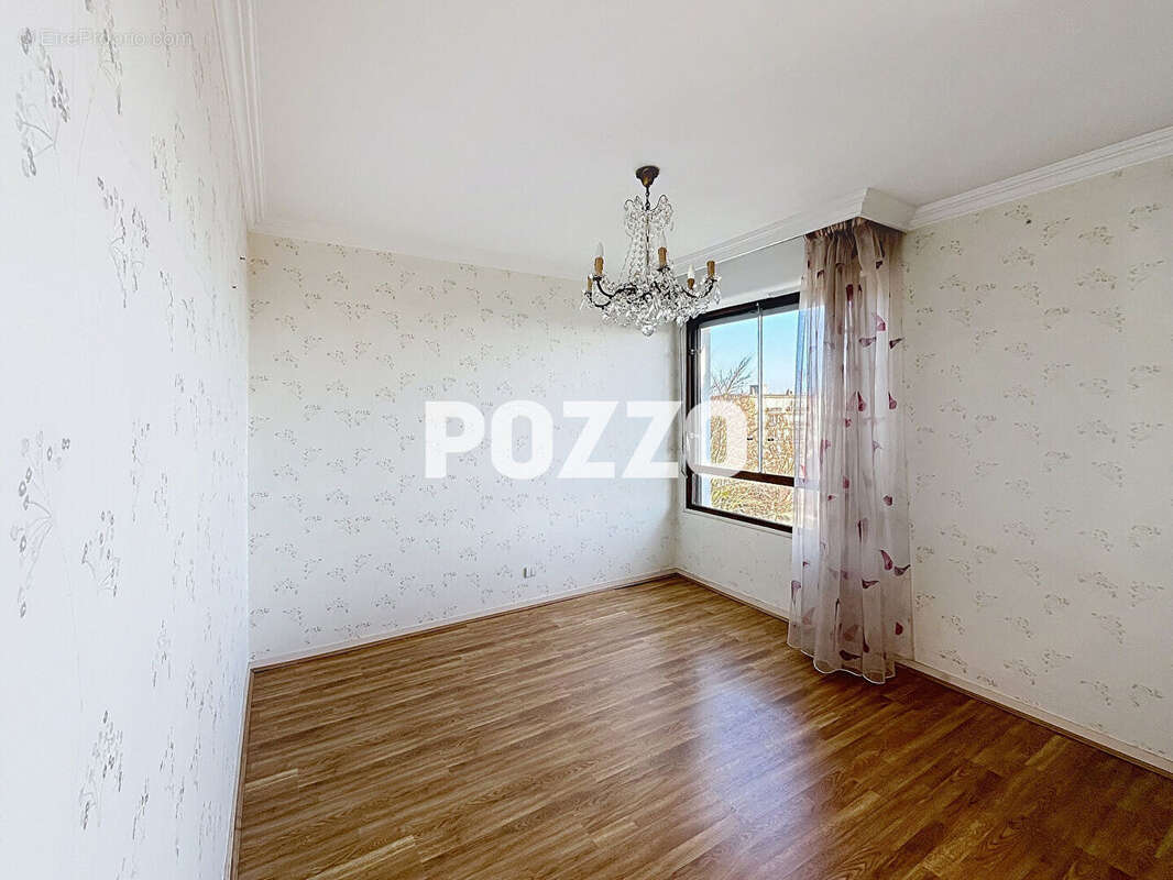 QUARTIER HASTING 5PP en résidence avec Balcon - photo 2