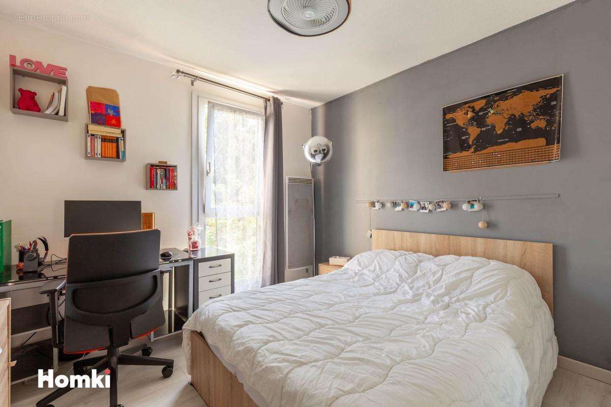 Appartement à MARSEILLE-8E