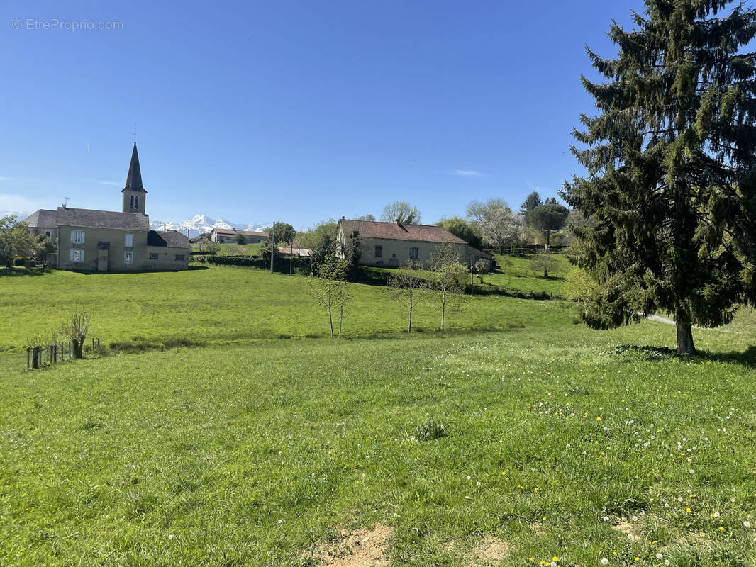 Terrain à SINZOS