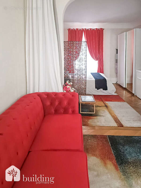 Arc de Triomphe Paris 17ème - Appartement 2 pièces 33 m² - photo 7