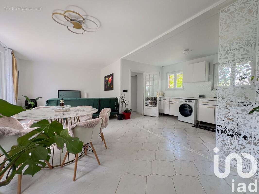 Photo 5 - Maison à VARENNES-CHANGY